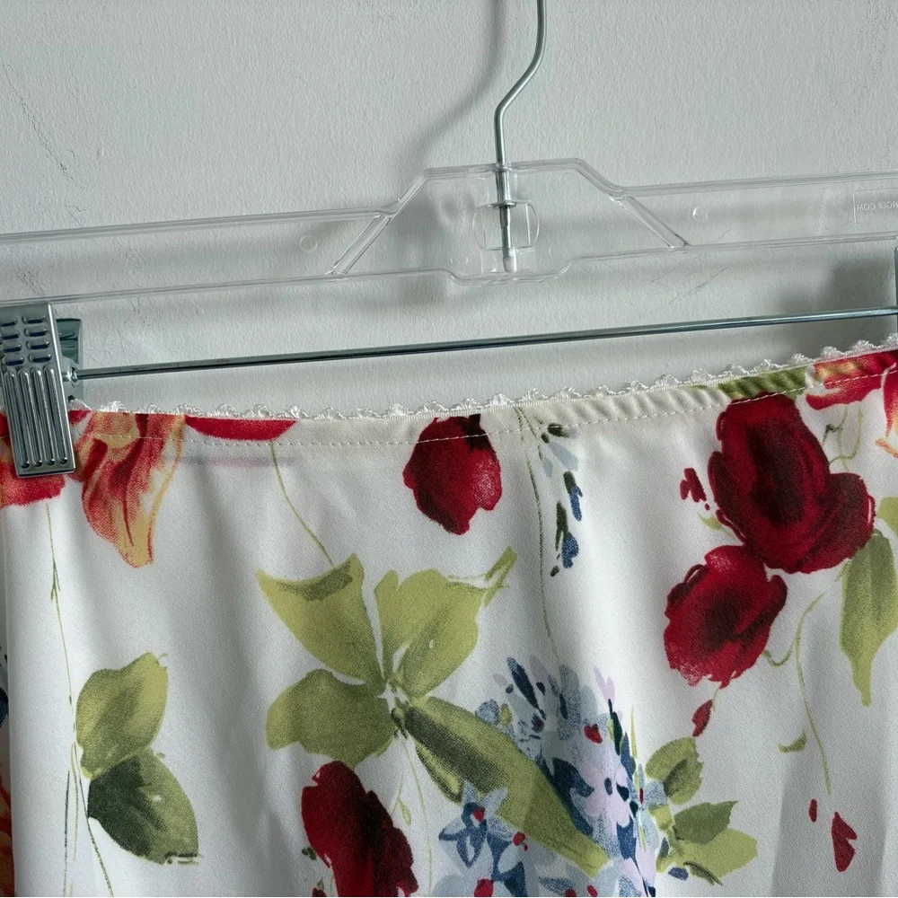 Vintage floral midi skirt — 90s asymmetrical hem - Picture 2 of 7
